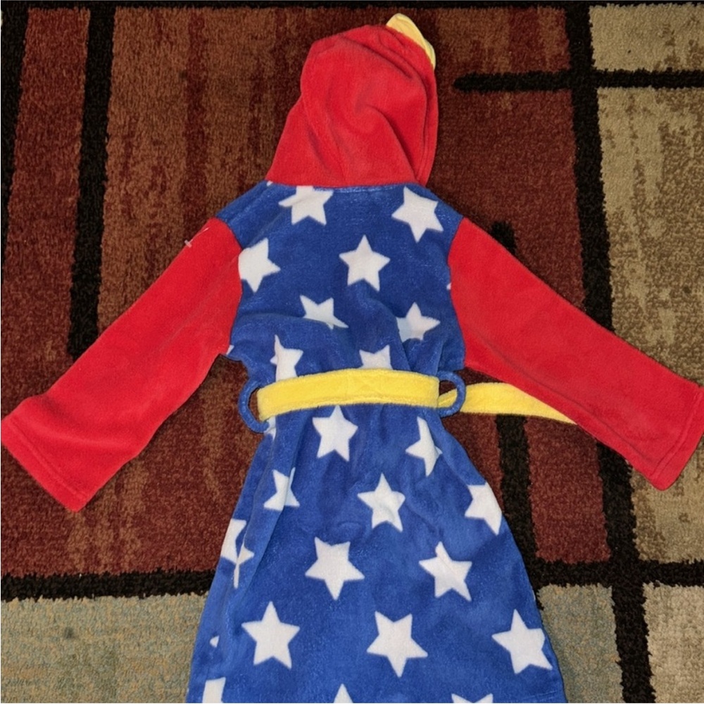 Girls Wonder‎ Woman Robe - Picture 5 of 6